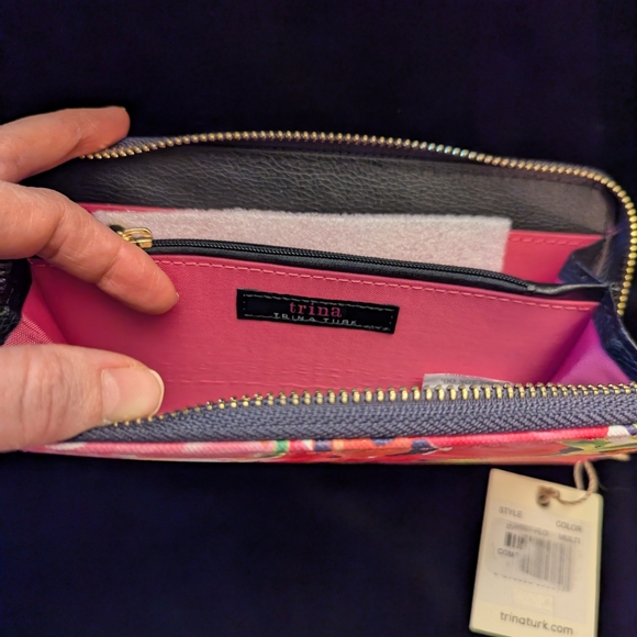 NWT Trina Turk Zip Wallet - Picture 5 of 5